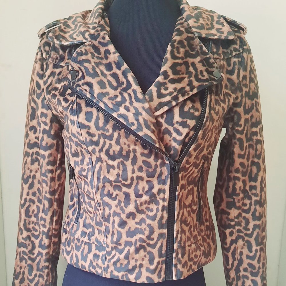 Romeo & Juliet Couture Leopard Moto Jacket